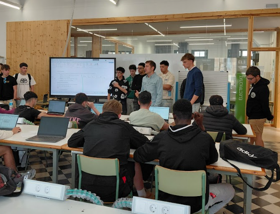 Connexions europees que inspiren: l’ENAIP Trentino visita l’Escola del Treball
